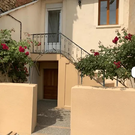 Holiday home Maison De *